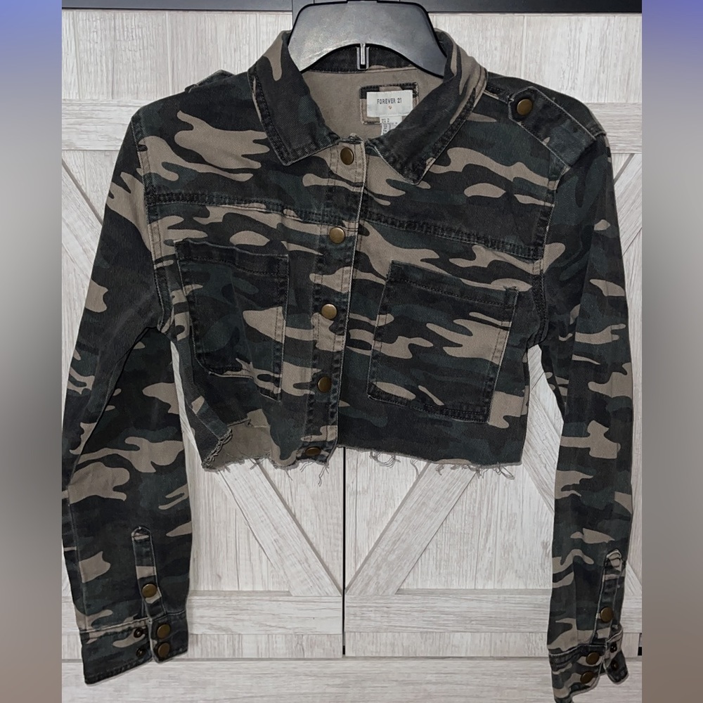 Forever 21 Cropped Jacket